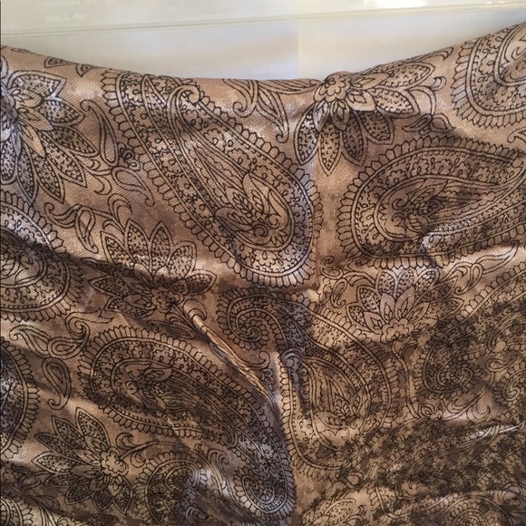 AGT Brown Paisley scarf - Picture 3 of 7